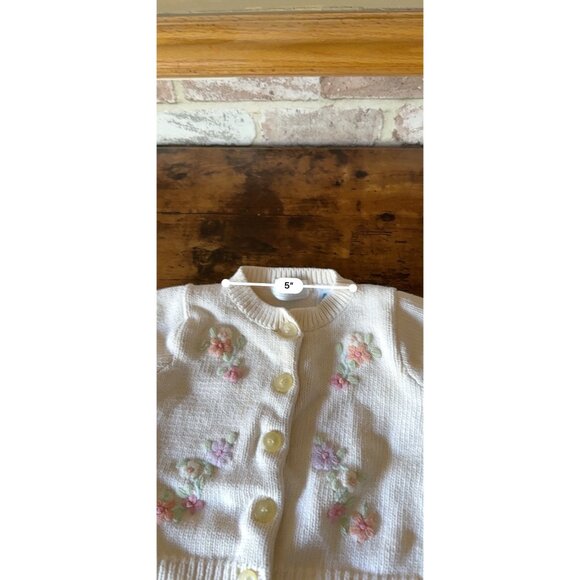 Vintage Le Mine Baby Cardigan White With Floral Embroidery & Yellow Buttons 3mth - Picture 16 of 16